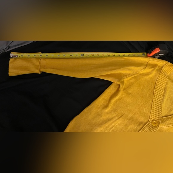 Women’s Faded Glory cufffed sleeve mustard color cardigan in size large. - Picture 8 of 9